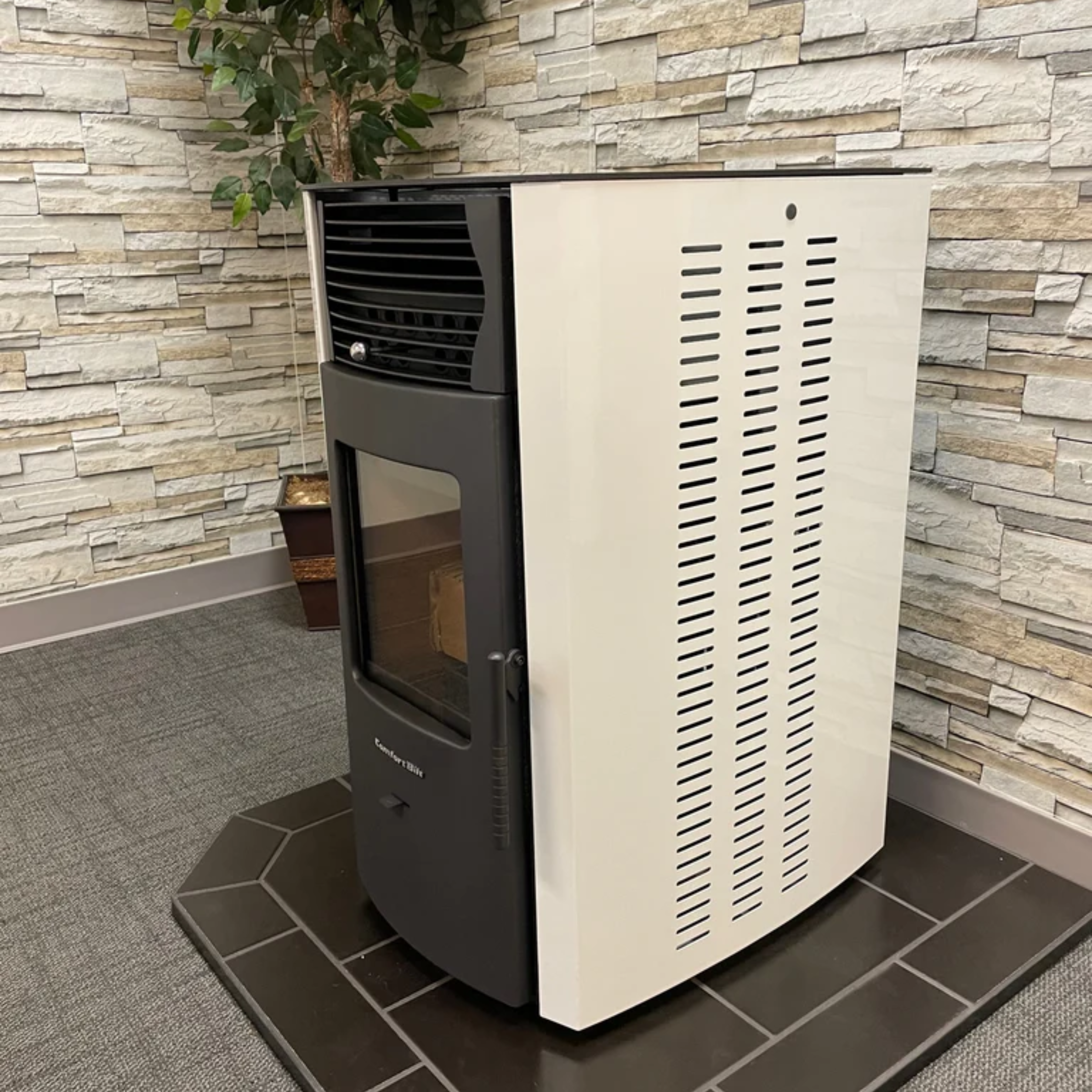 ComfortBilt HP50S Pellet Stove